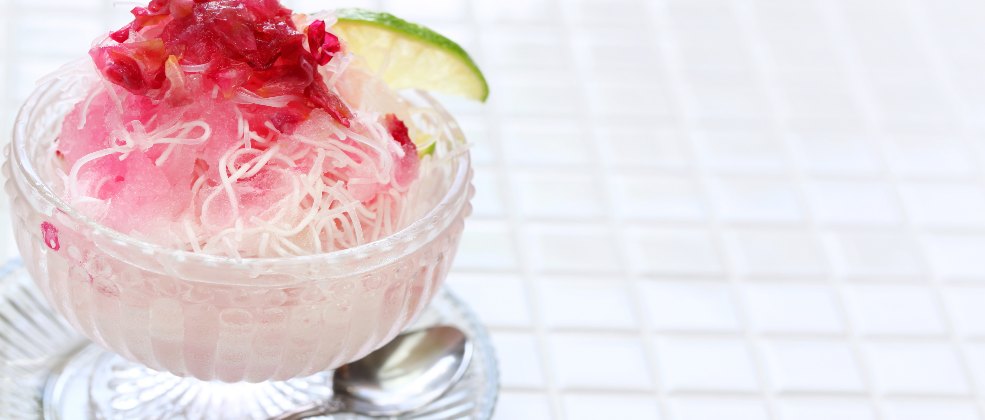 🍧 פלודה פרסי – קינוח הקרח הקלאסי של יהדות פרס